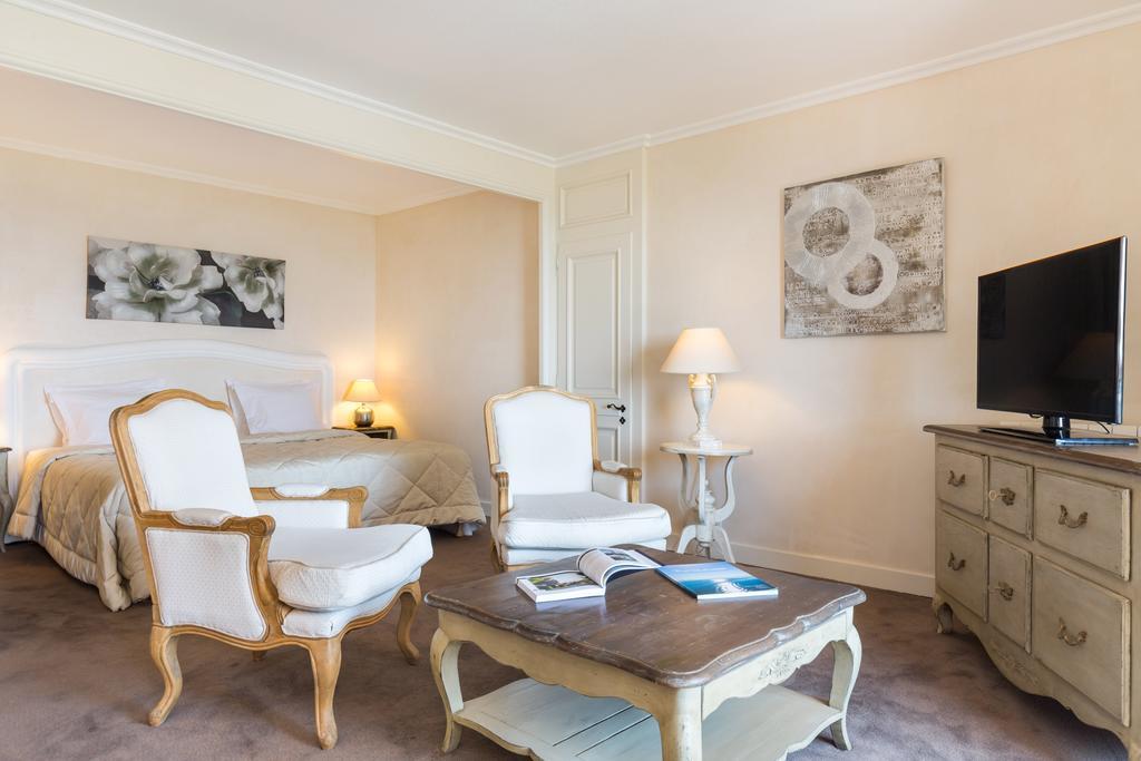 La Bastide De Tourtour Hotel & Spa Bagian luar foto