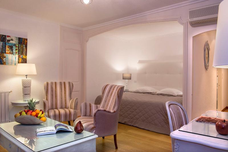 La Bastide De Tourtour Hotel & Spa Bagian luar foto